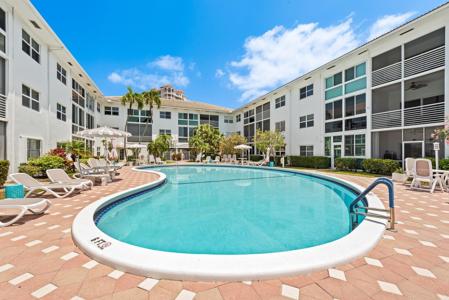 1461 S Ocean Blvd