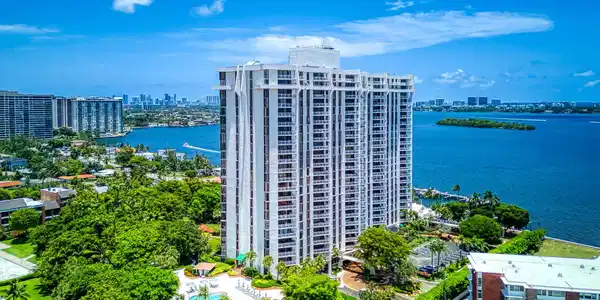 4000 Towerside Terrace