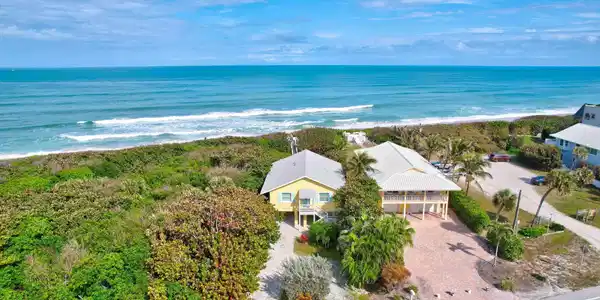 12576 Highway A1a