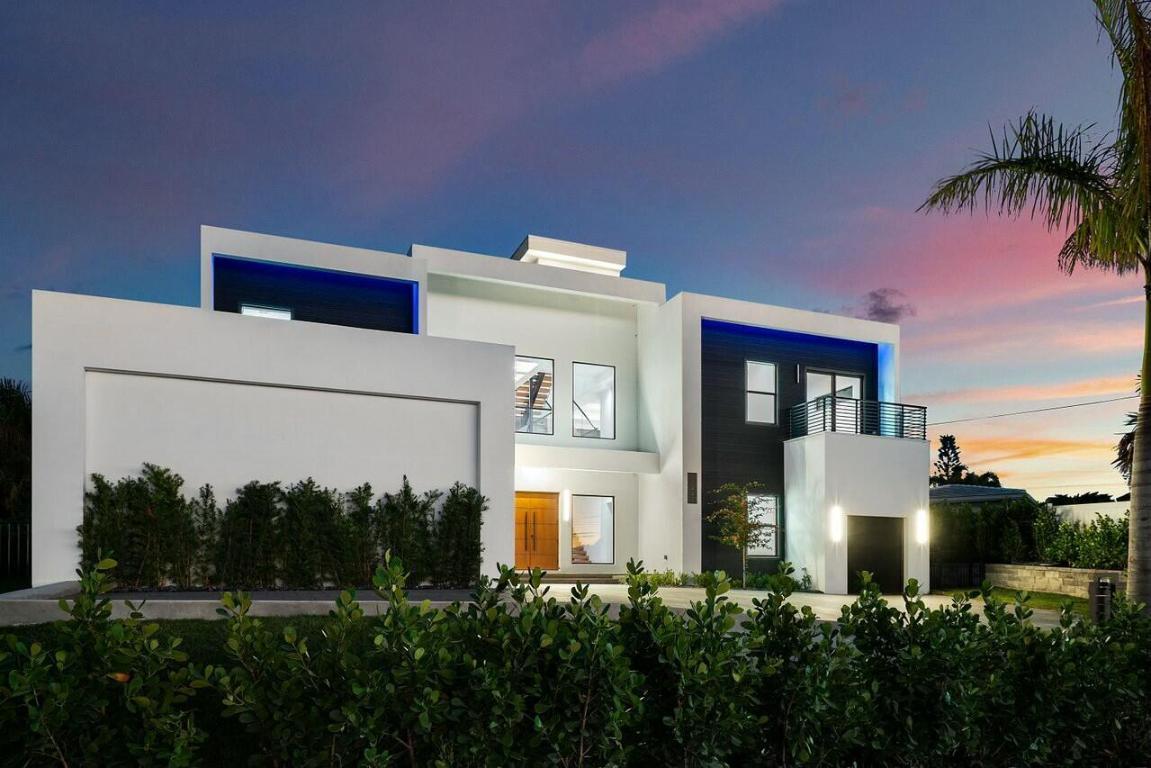 Image 3: TWILIGHT FRONT