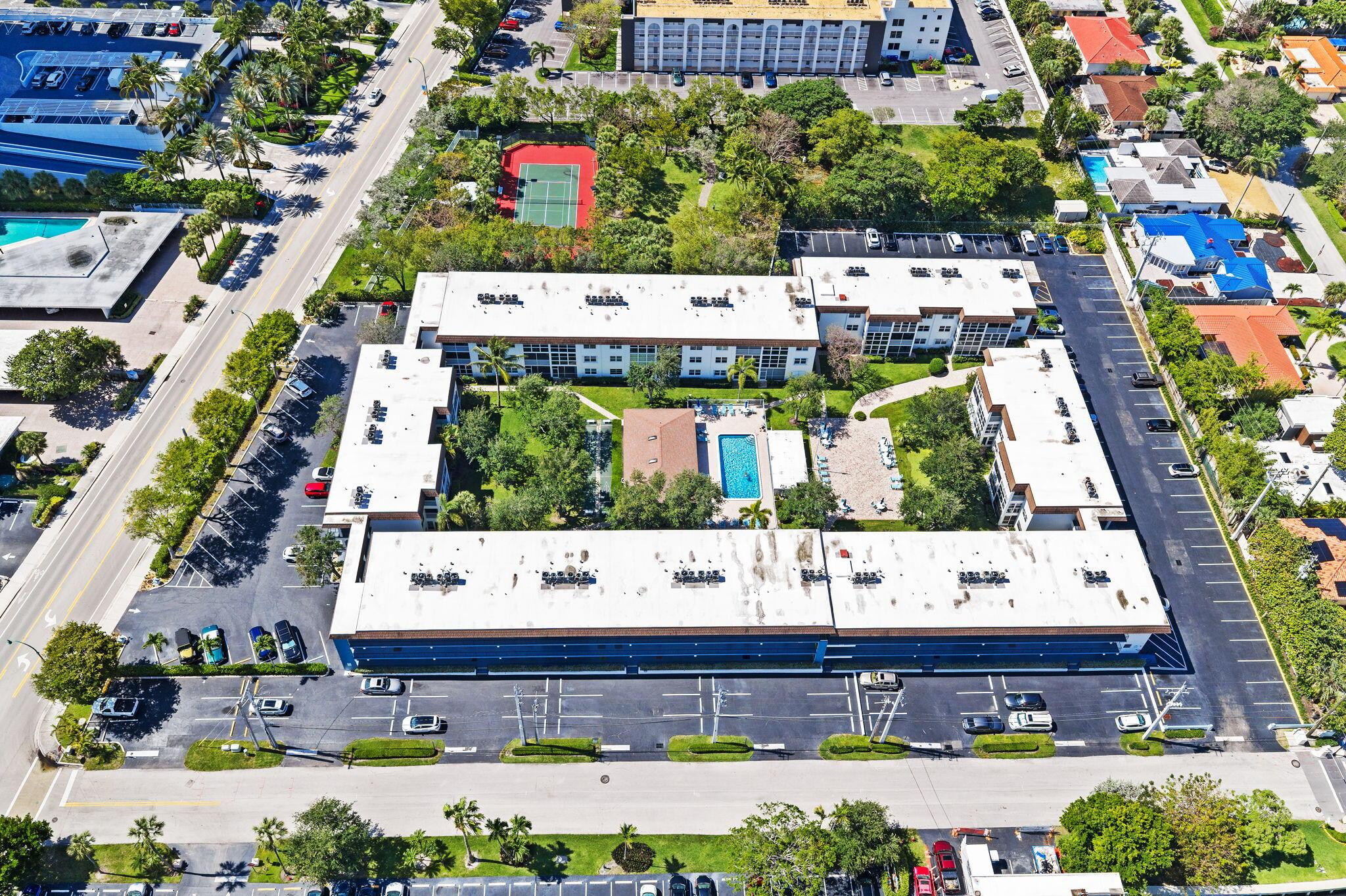 Image 2: 1-web-or-mls-1501-s-ocean-blvd-204