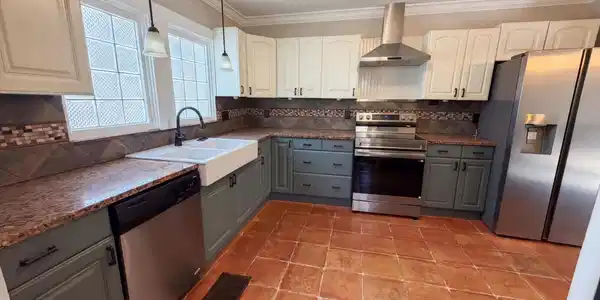 Image 2: listing_1