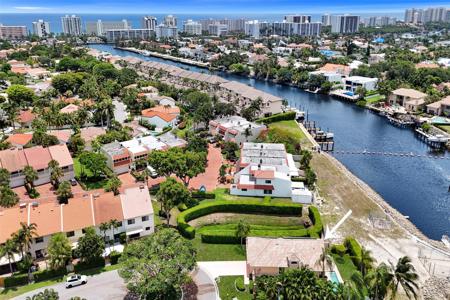 3525 Bosun Cir