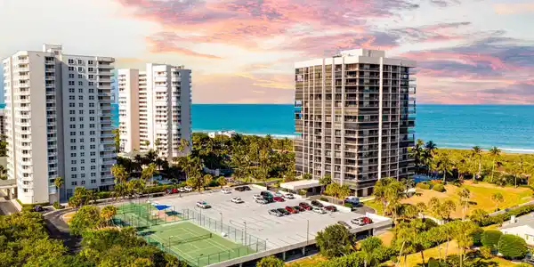 5047 N Hwy A1a