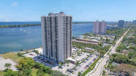 5600 N Flagler Drive