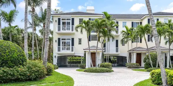 4115 Silver Palm Drive