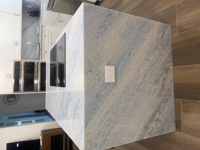 Image 2: with matching back splash