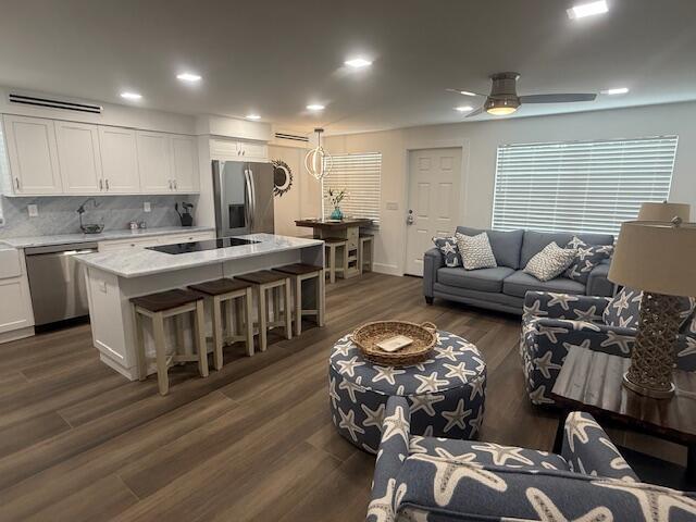 Image 3: across living area thru unit