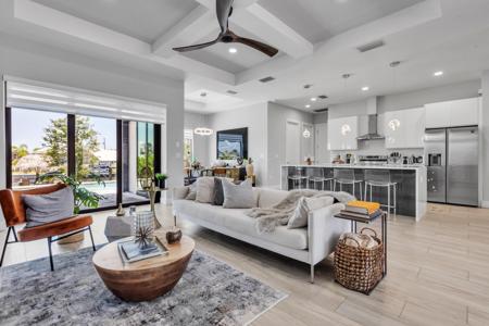 115 NW 33rd Avenue