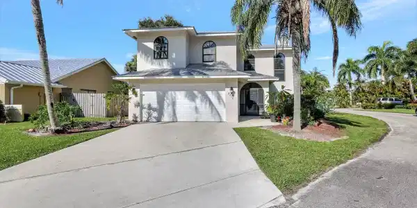 2212 NW 20th Avenue