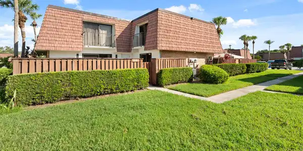3601 SW Sunset Trace Circle