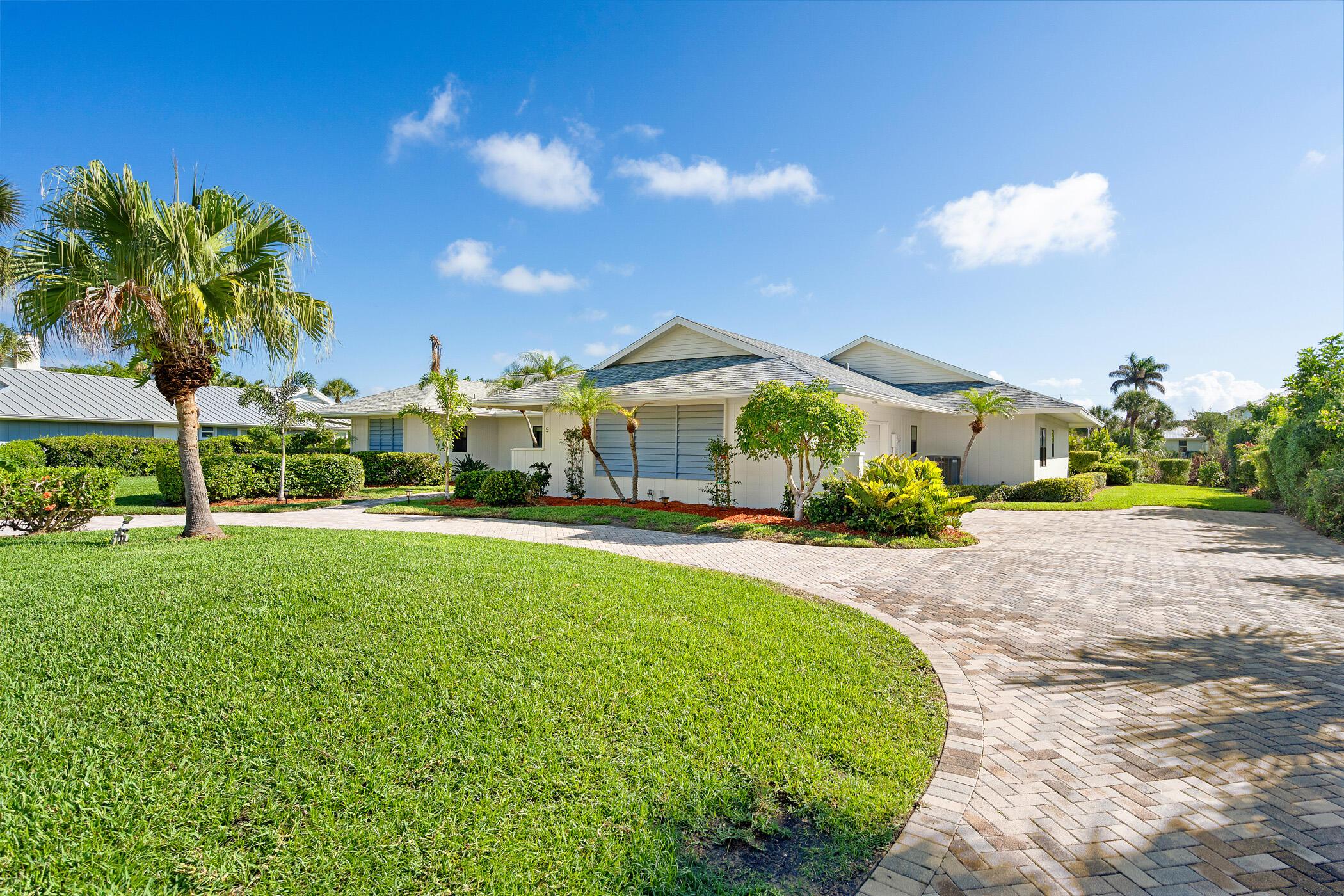 Image 3: 5 Cache Cay Drive-149