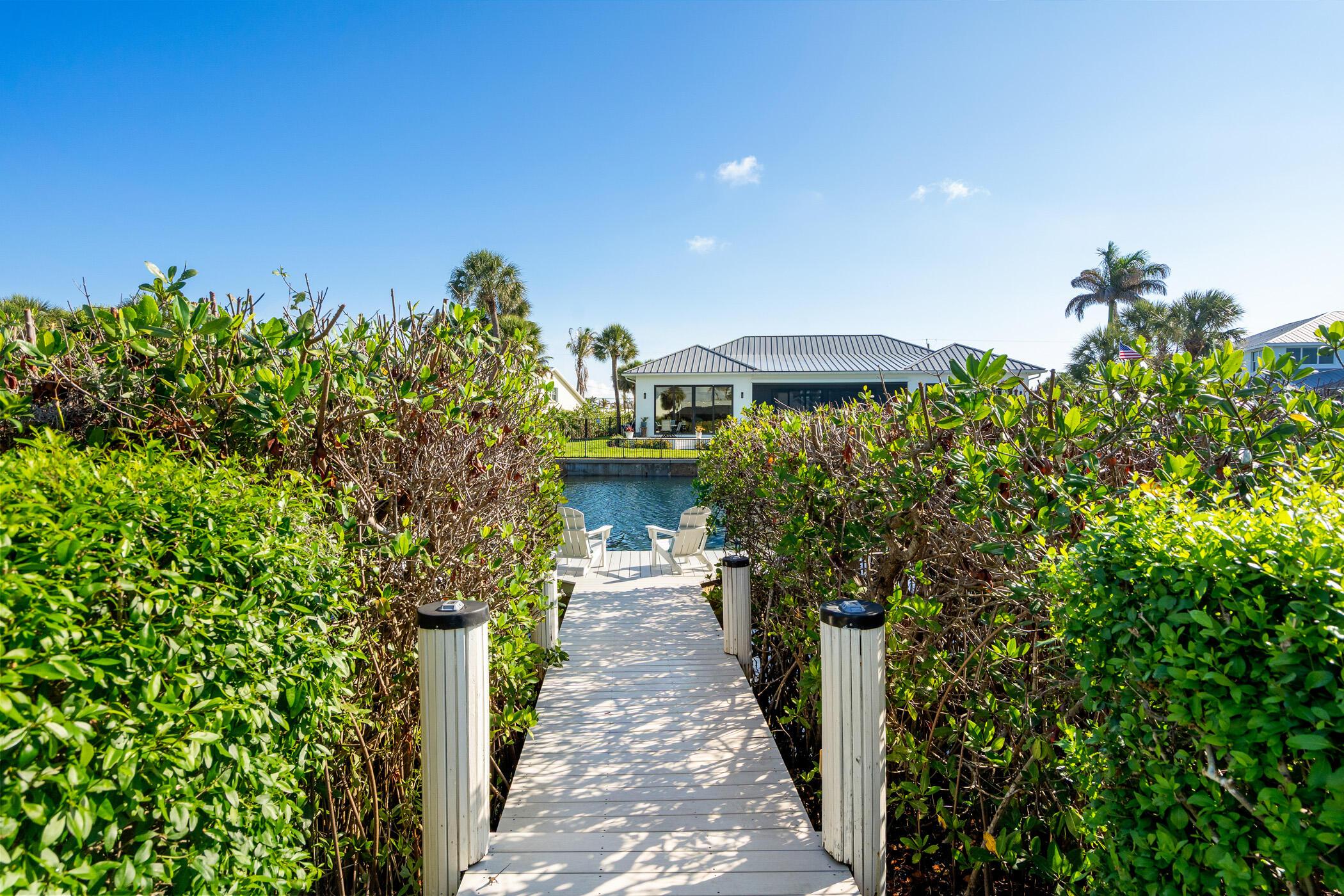 Image 4: 5 Cache Cay Drive-89