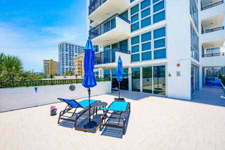 525 N Ocean Blvd