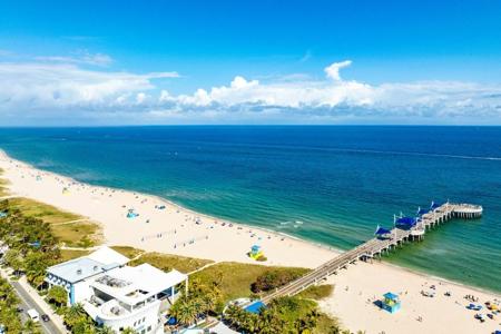 133 N Pompano Beach Blvd