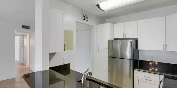1845 Robalo Dr