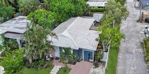 339 Dartmouth Dr