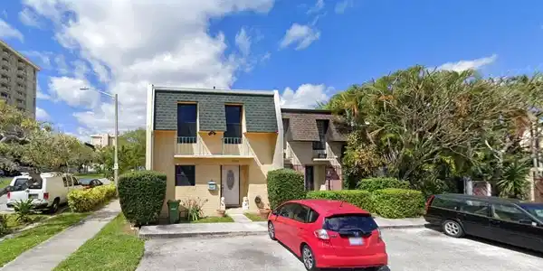 13502 NE 24th Ct