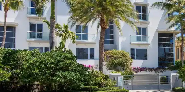 4215 S Ocean Boulevard