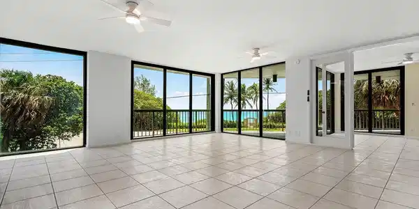 2401 N Ocean Boulevard
