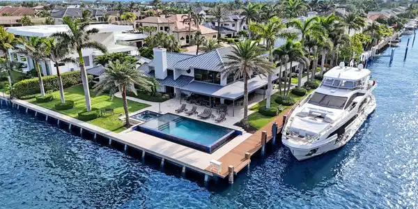 961 Iris Drive