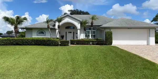 3053 SE Darien Road