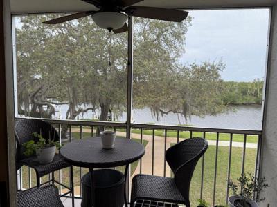 2512 SE Anchorage Cove