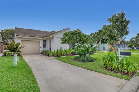 2626 SW Egret Pond Circle