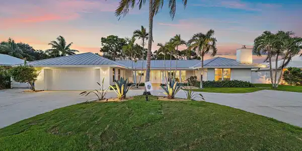 86 Golfview Drive
