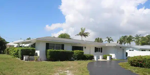 1320 SE 10th Street