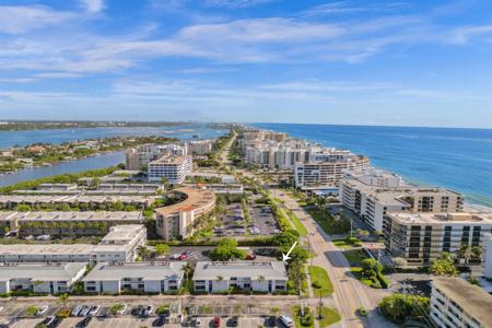 4201 S Ocean Boulevard