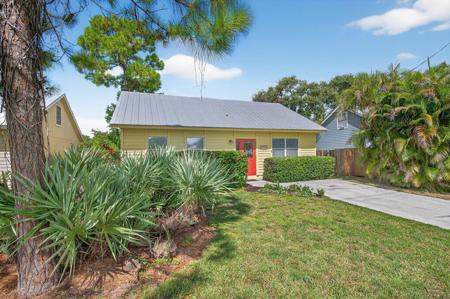 5540 SE Colee Avenue