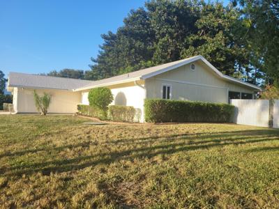 2913 SE Darien Road