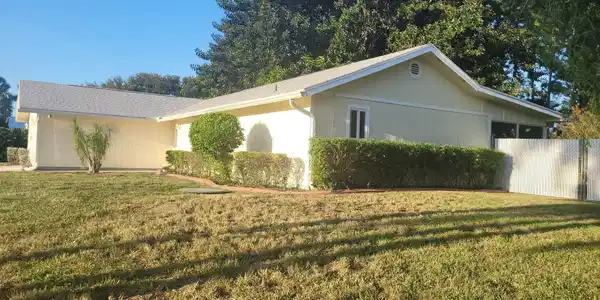 2913 SE Darien Road