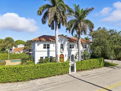 3201 N Flagler Drive