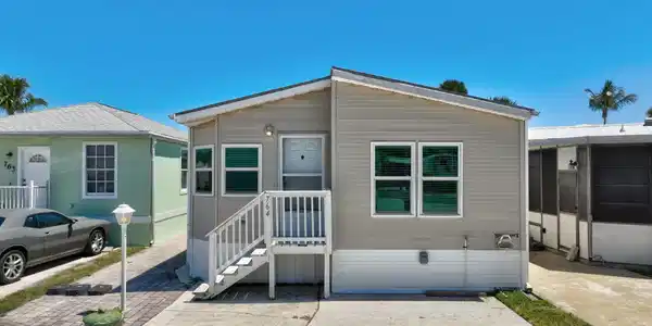 10701 S Ocean Drive