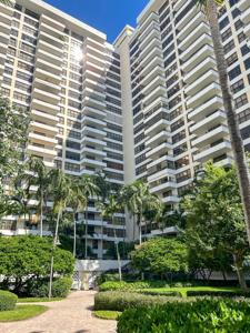 2500 Parkview Dr