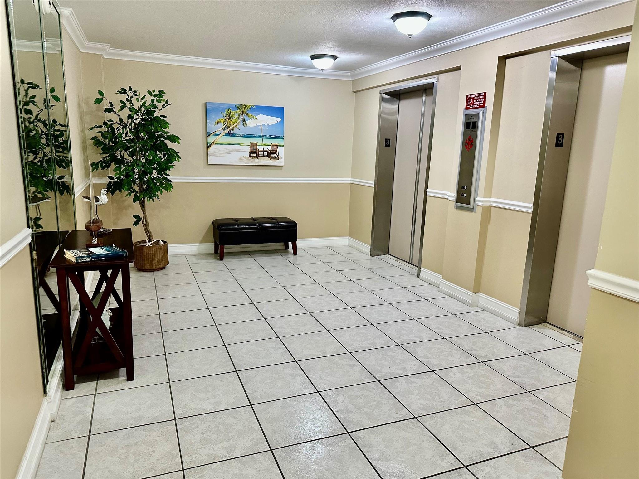 Image 4: 3rd Floor Elevator area