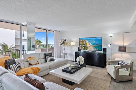 4200 N Ocean Drive