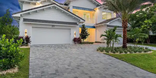 20 Tradewinds Circle