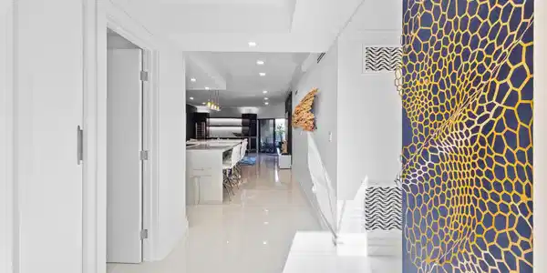 931 Palm Trail