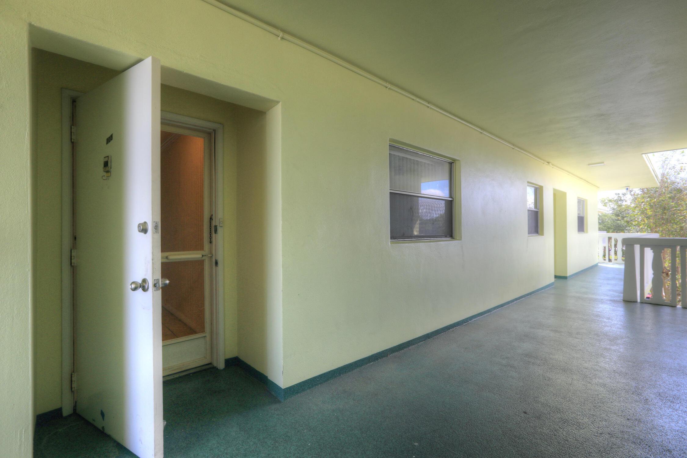 Image 2: C2