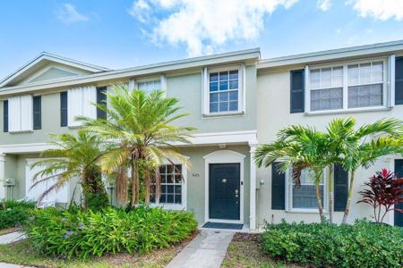 925 Kokomo Key Lane