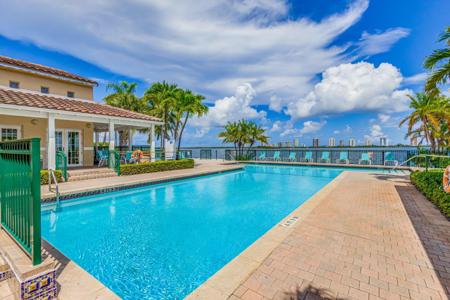 1120 Lake Shore Drive
