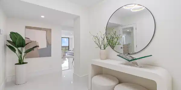 2003 N Ocean Boulevard