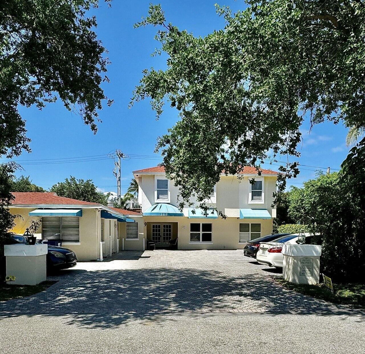 Image 2: 2
