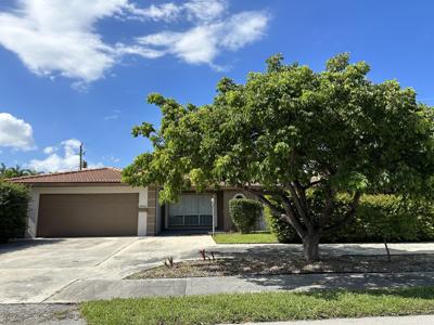 3041 NE 45th Street