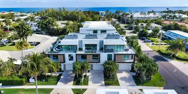 367 Venetian Drive