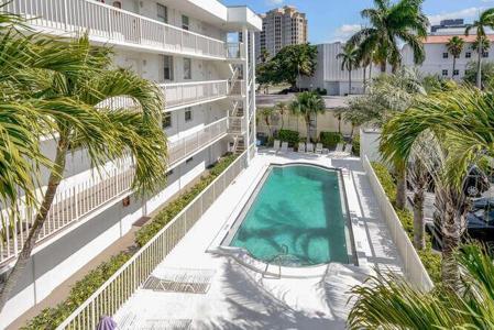 917 N Flagler 312 Drive N