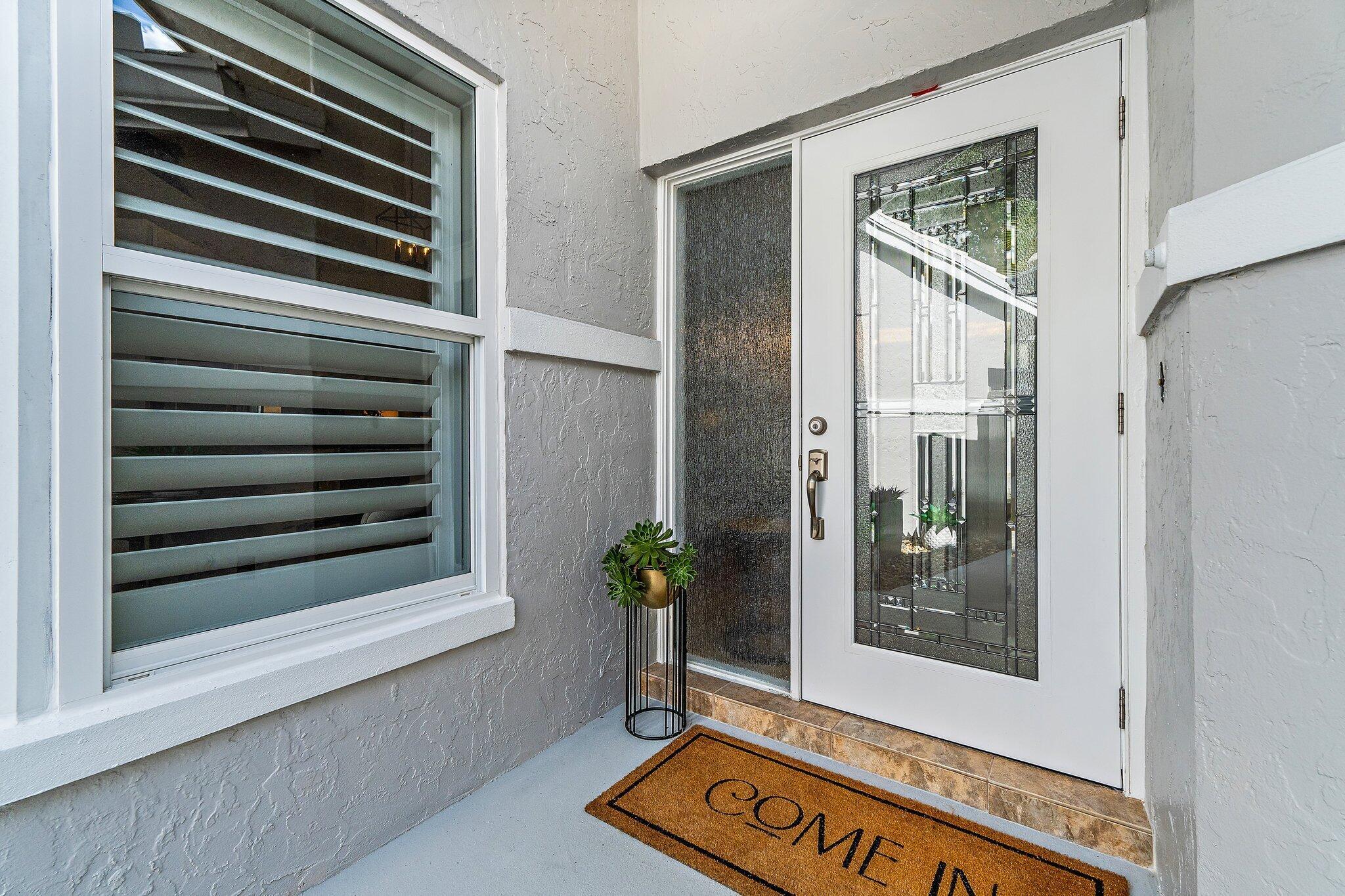 Image 3: 006-2387SWFoxpointWay-PalmCity-SMALL